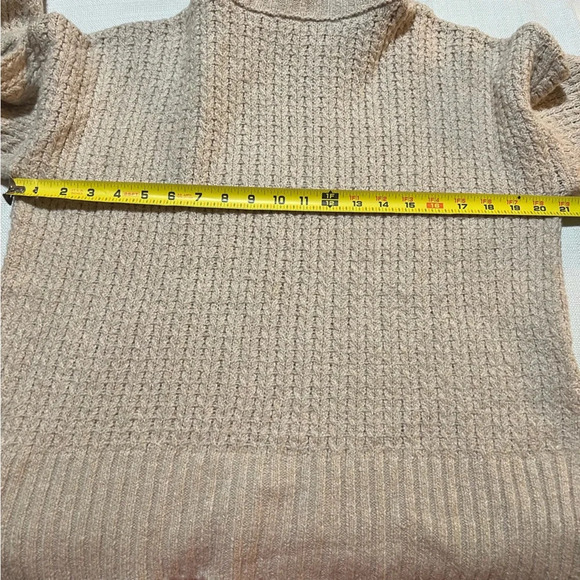 Cupcakes & Cashmere Cream Cableknit Cowl Neck Neutral Soft Sweater Size Small - Picture 5 of 7